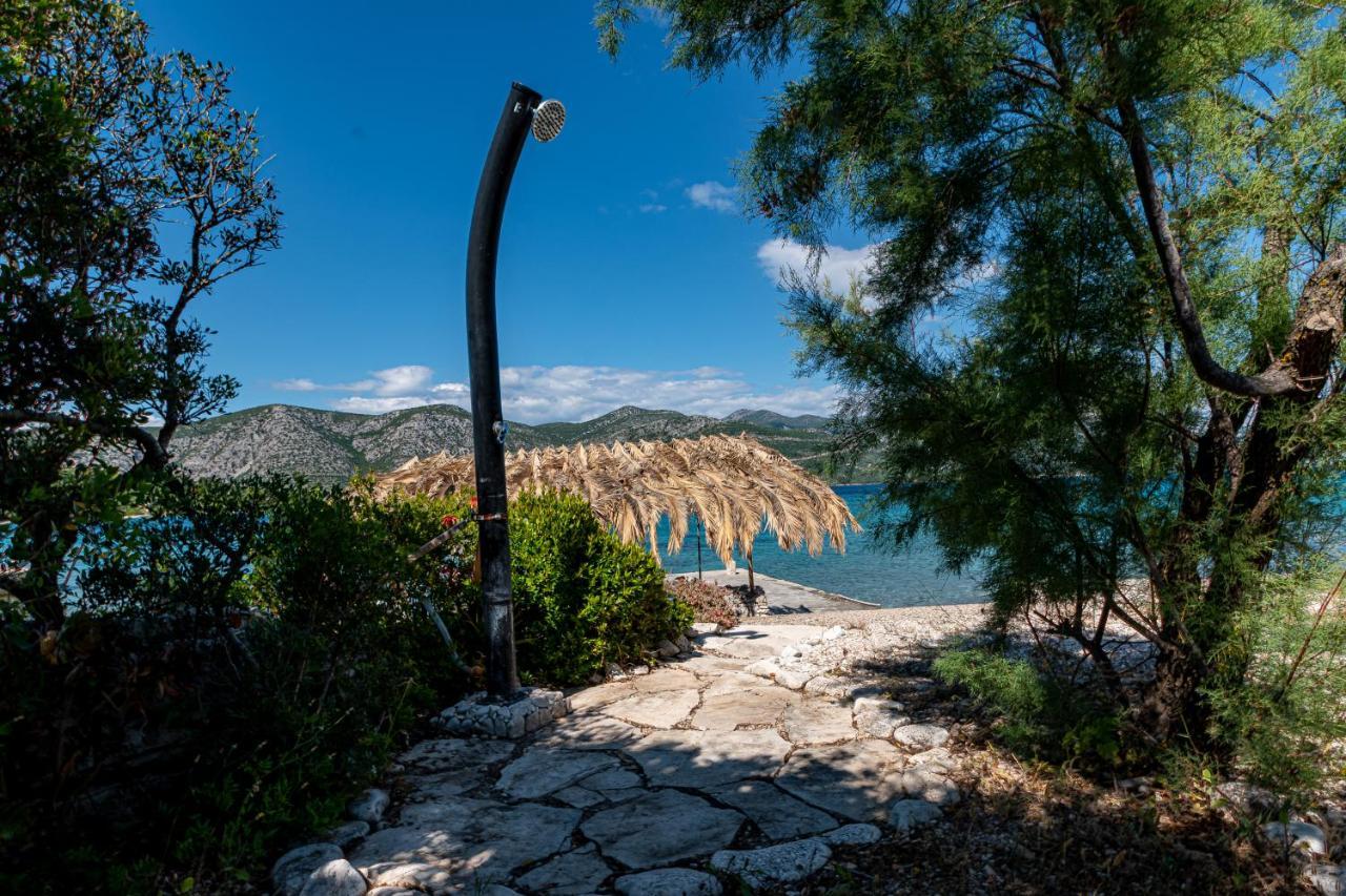 Apartments Mak Račišće Εξωτερικό φωτογραφία