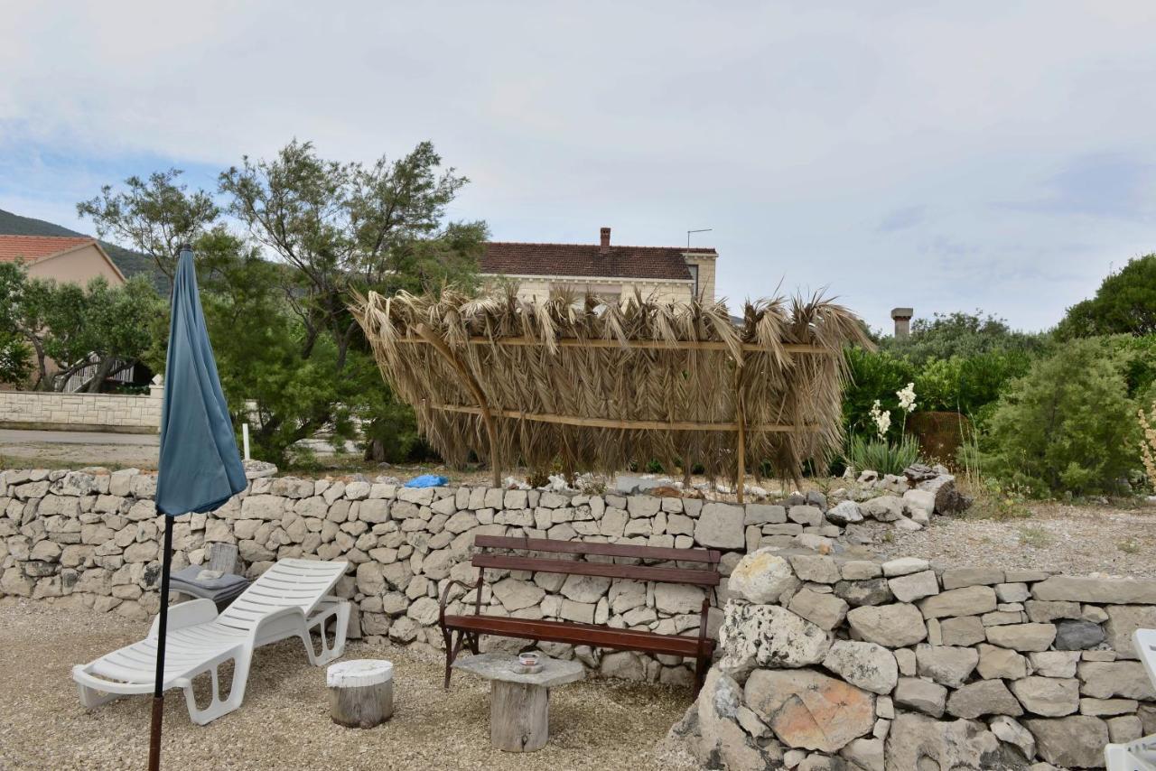 Apartments Mak Račišće Εξωτερικό φωτογραφία