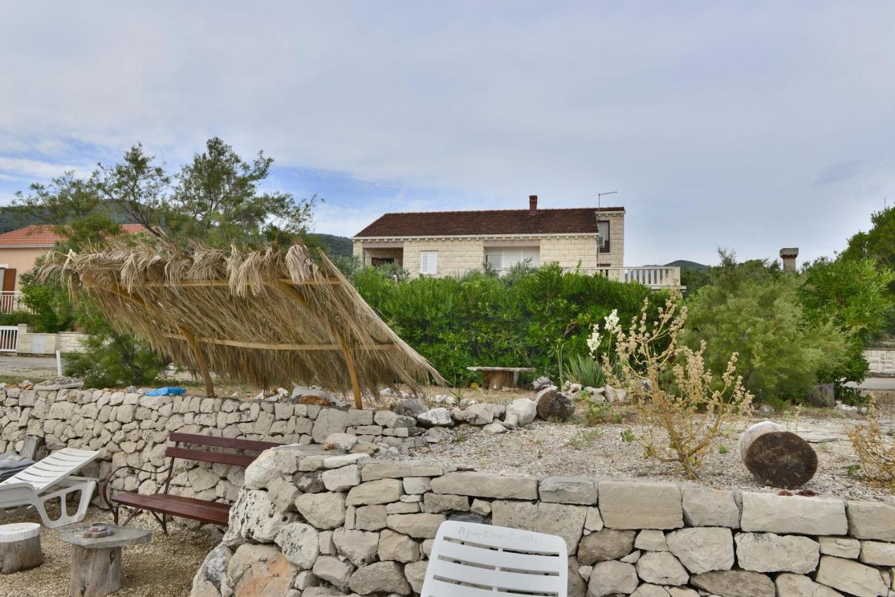 Apartments Mak Račišće Εξωτερικό φωτογραφία