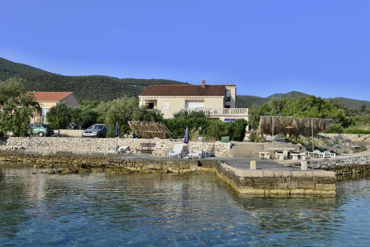 Apartments Mak Račišće Εξωτερικό φωτογραφία