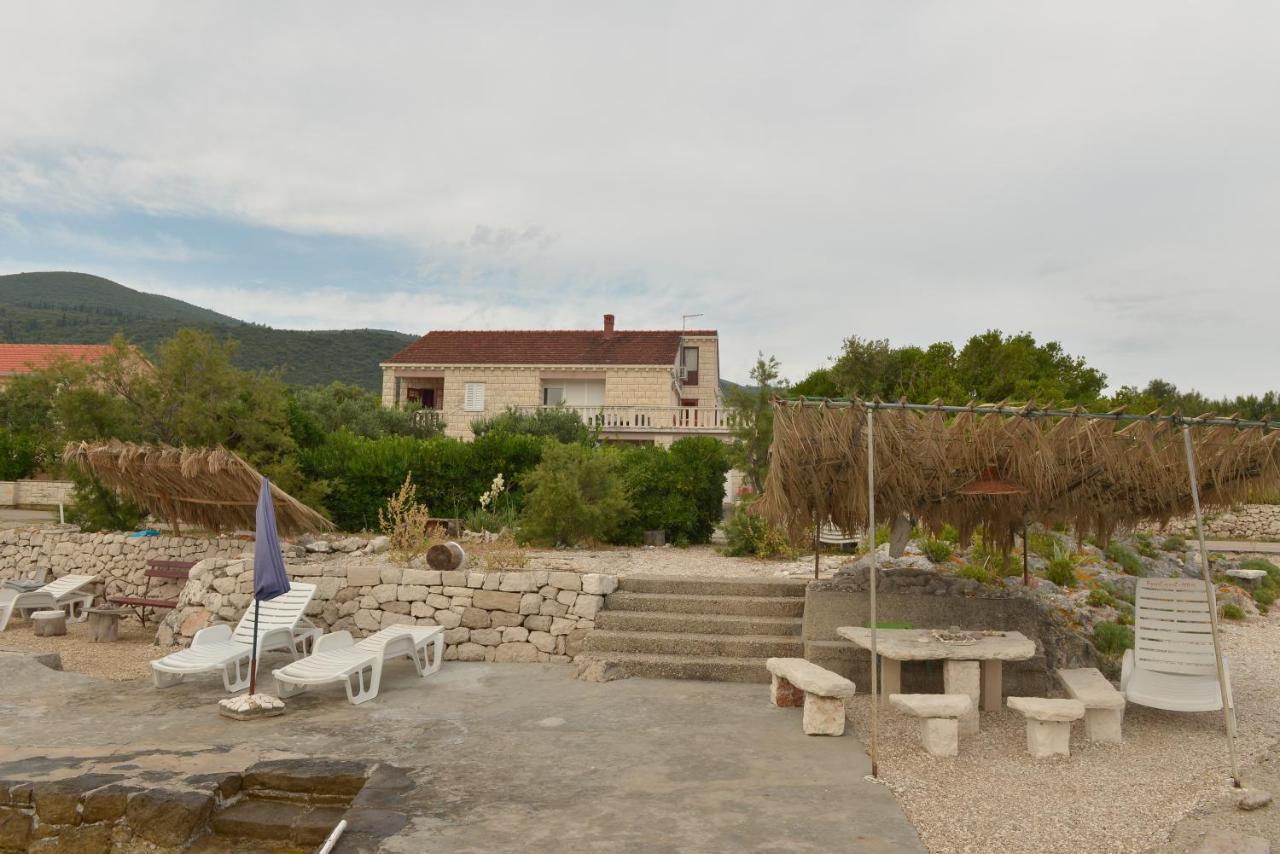 Apartments Mak Račišće Εξωτερικό φωτογραφία